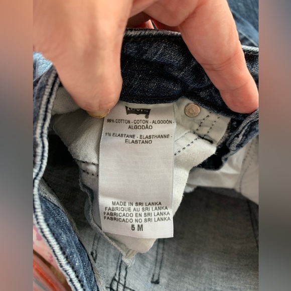 LEVI’s curvy cut jean size 5 - Picture 6 of 10